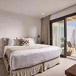 Dot Milos Adamantas (Milos)