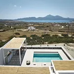 Dot Milos * Adamantas (Milos)