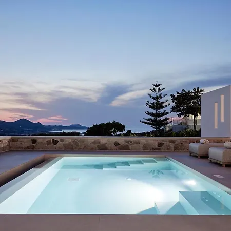 Dot Milos * Adamantas (Milos)