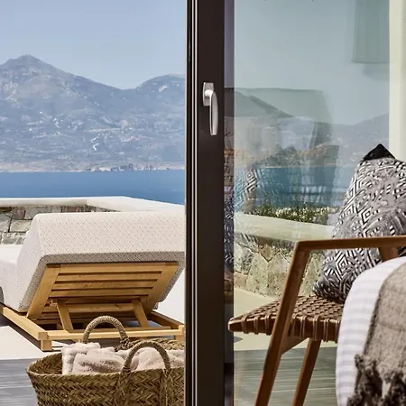 Dot Milos Adamantas (Milos)