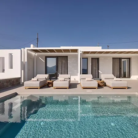 Dot Milos * Adamantas (Milos)