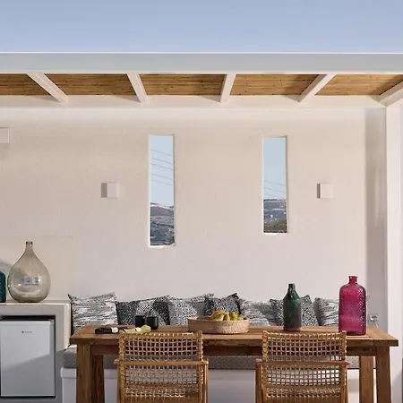 Apartment Dot Milos *