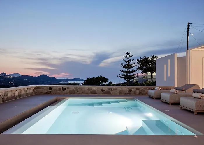 Dot Milos * Adamantas (Milos)