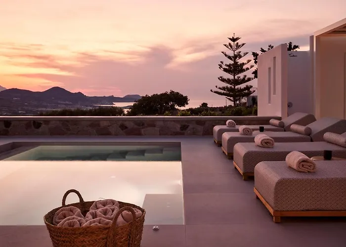 Dot Milos Adamantas (Milos)